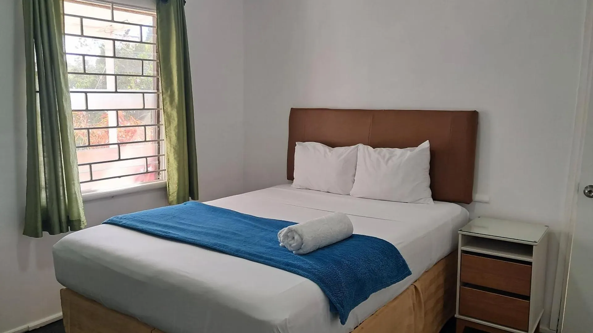 Kingsworth Bed And Breakfast Kingston