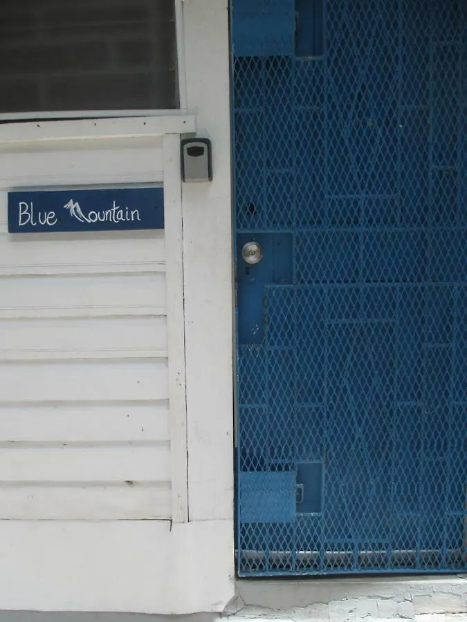 Kingsworth Bed And Breakfast Kingston Jamaica