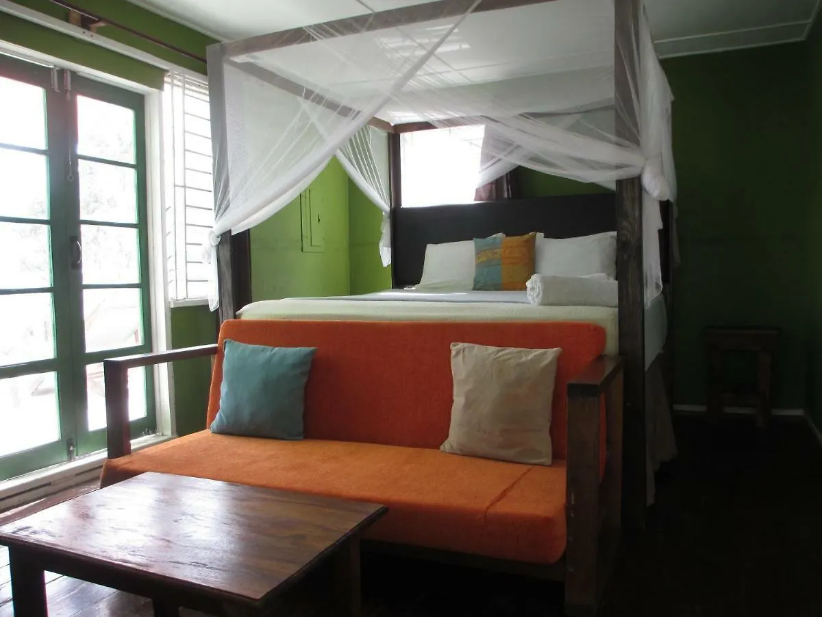 Kingsworth Bed And Breakfast Kingston Jamaica
