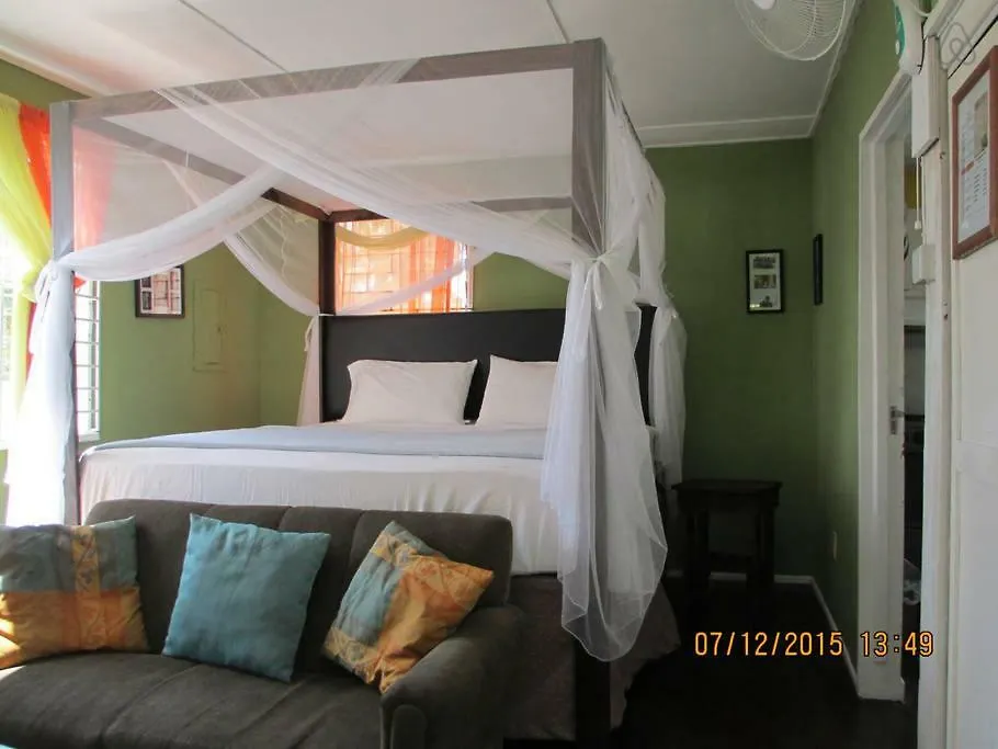 **  Kingsworth Bed And Breakfast Kingston Jamaica